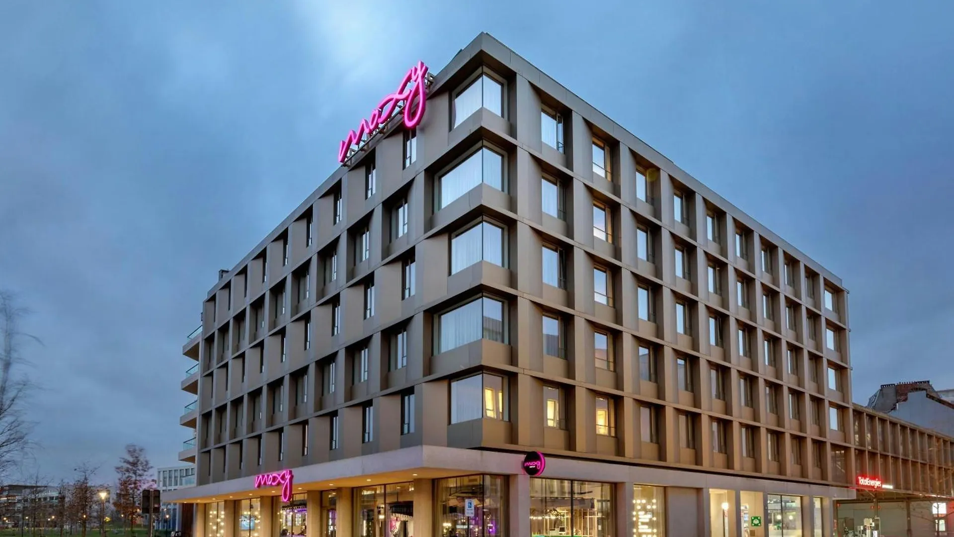 Moxy Antwerp Hotel 0*,  Belgium